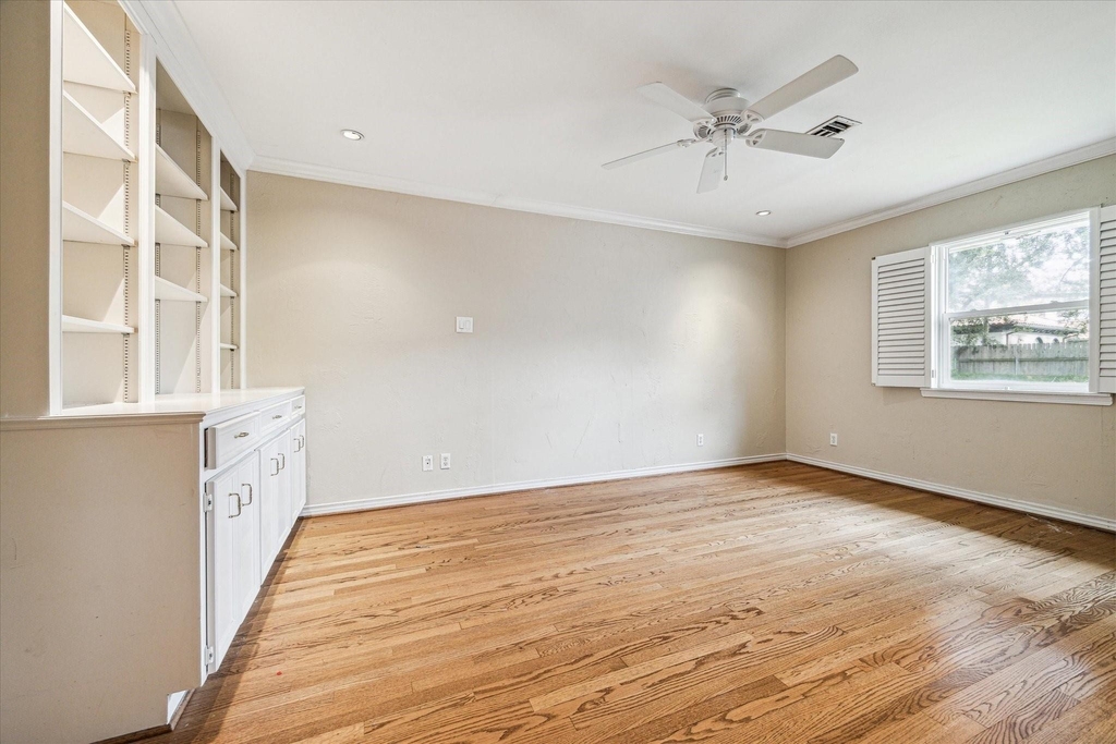 5505 Holly Springs Drive - Photo 16