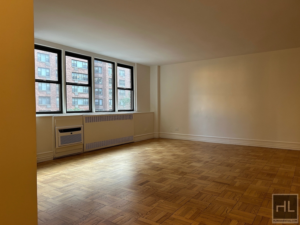 East 79th Street - Photo 1