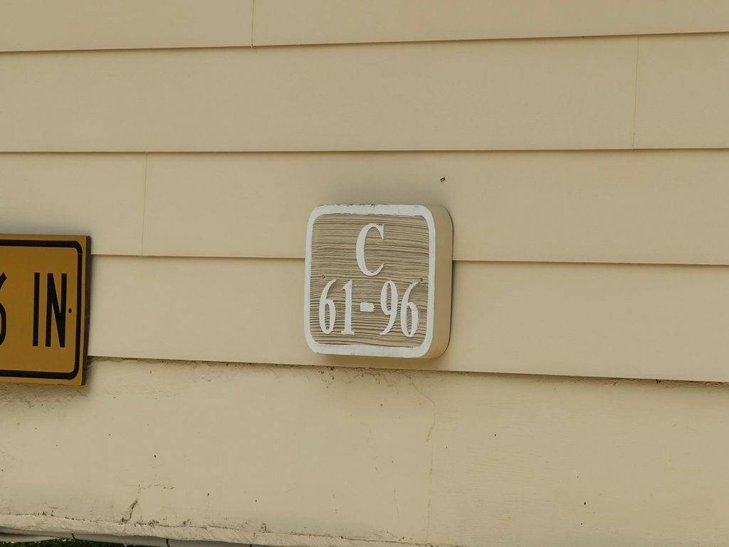 3131 Cummins Street - Photo 39