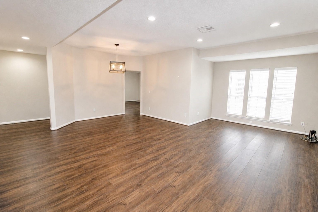 4515 Texas Trail - Photo 5