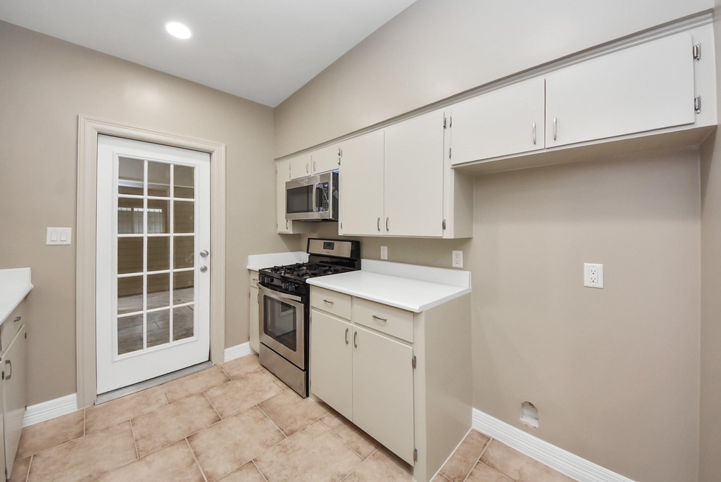 5326 Heatherbrook Drive - Photo 14