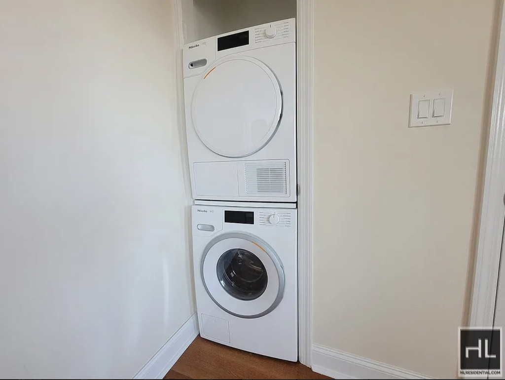 6921 6 Avenue - Photo 6