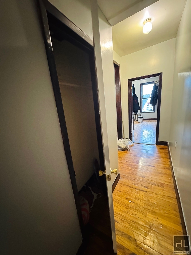 East 26 Street - Photo 5
