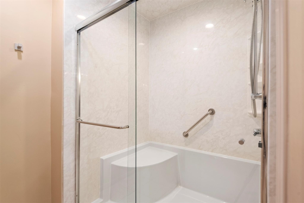 14215 Lost Meadow Lane - Photo 18