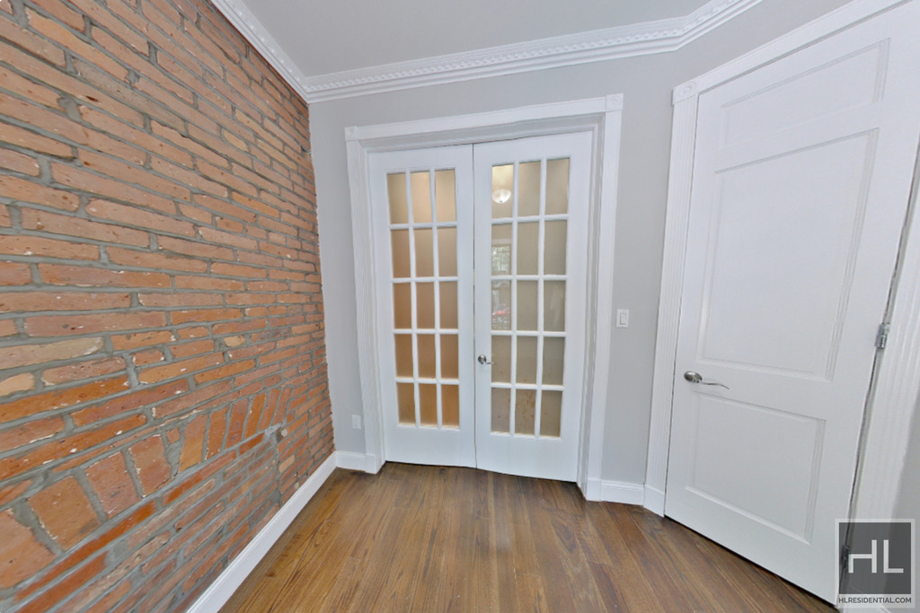 West 103rd Street - Photo 1