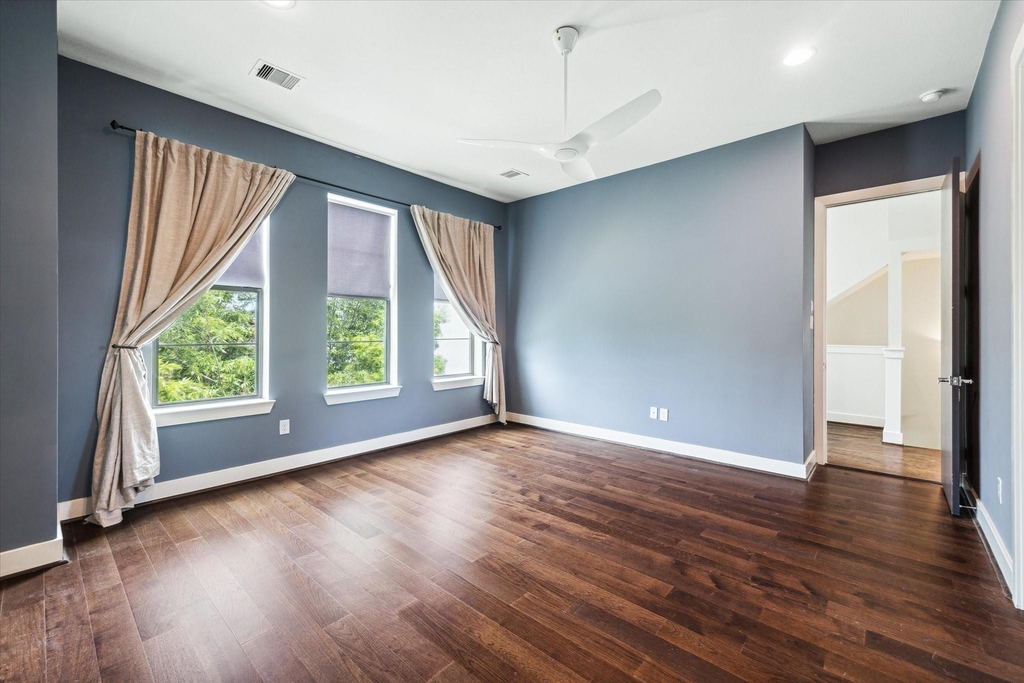 1703 Weber Street - Photo 19