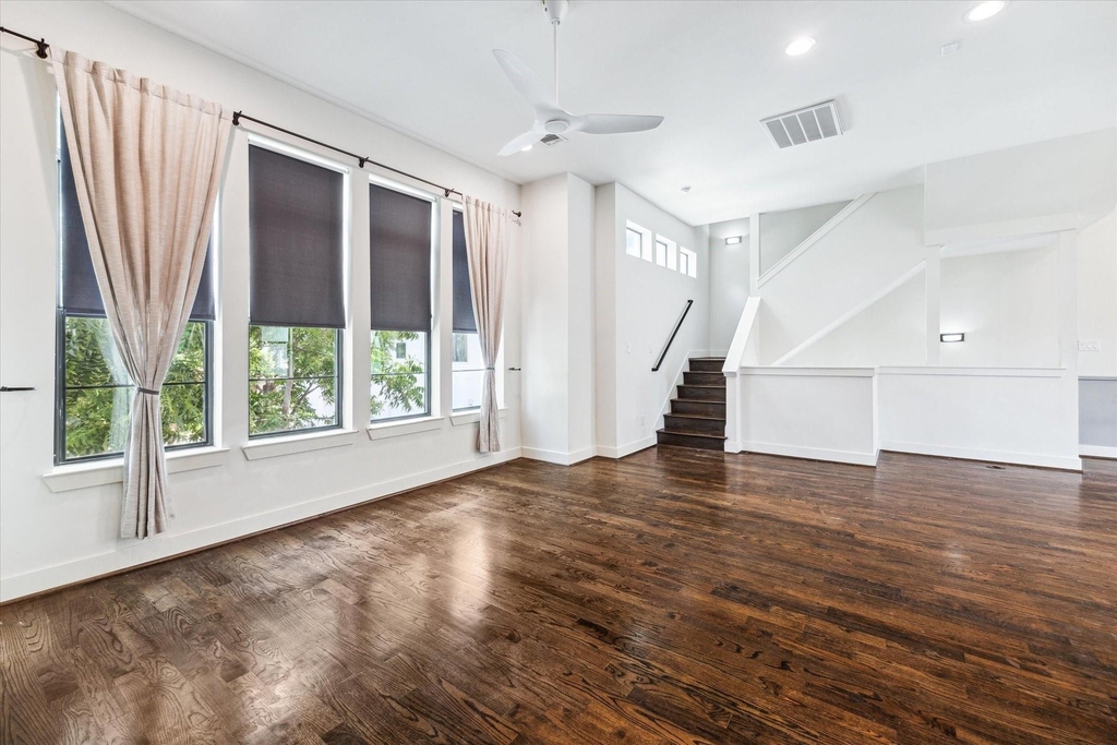 1703 Weber Street - Photo 17