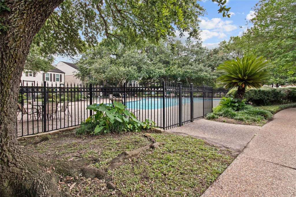 12997 Trail Hollow Drive - Photo 19