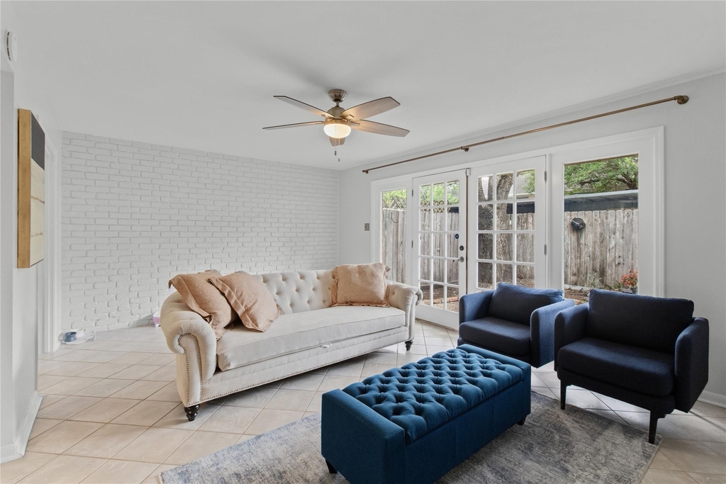 12997 Trail Hollow Drive - Photo 8
