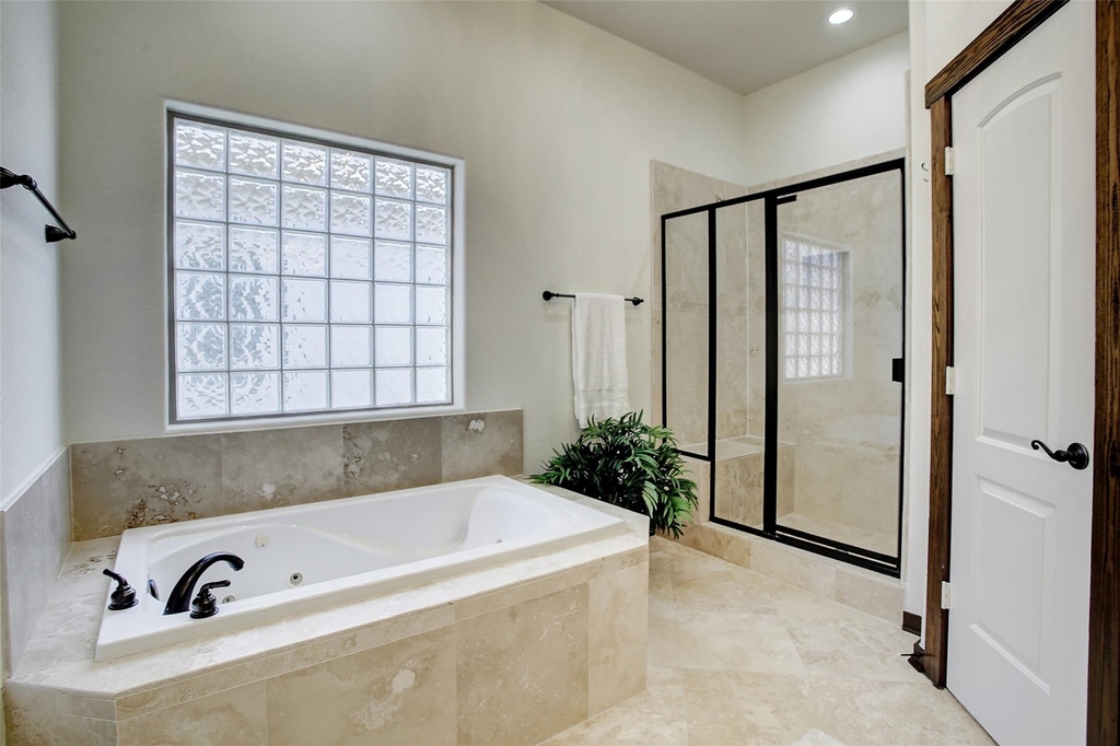 1426 W 21st Street - Photo 24