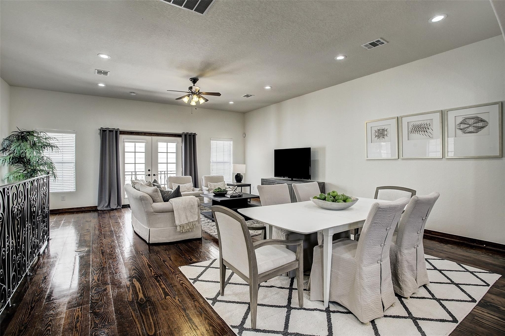 1426 W 21st Street - Photo 18