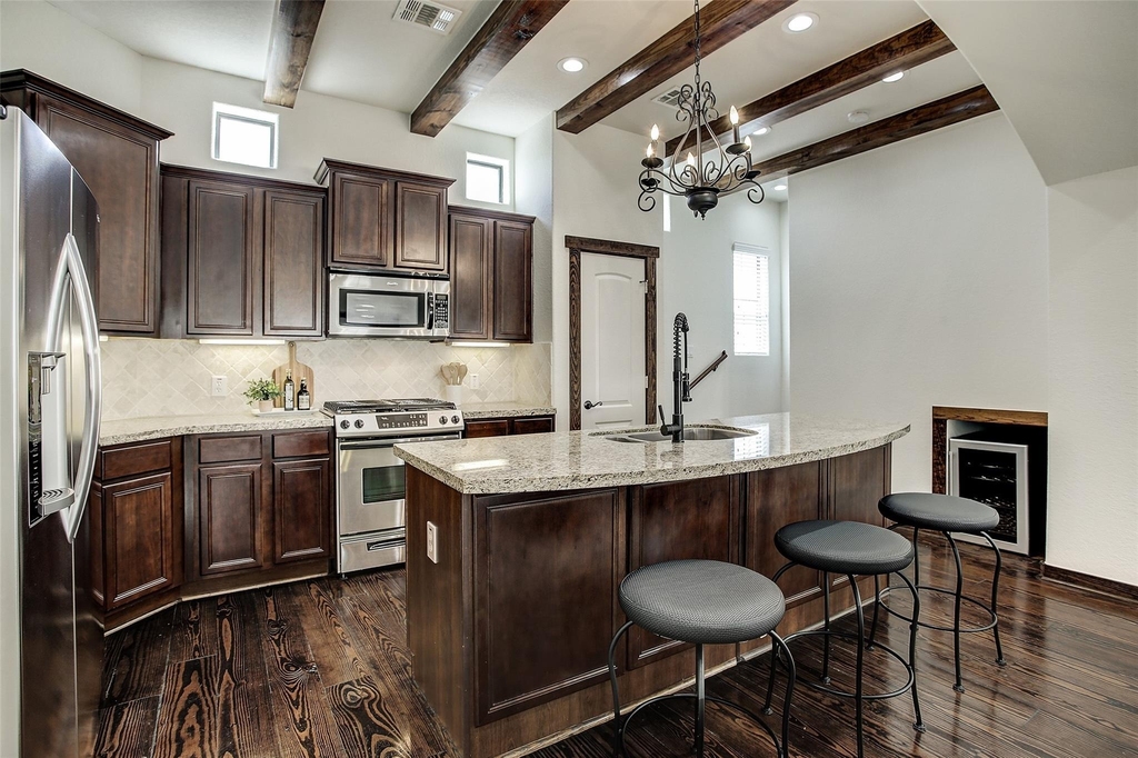 1426 W 21st Street - Photo 13