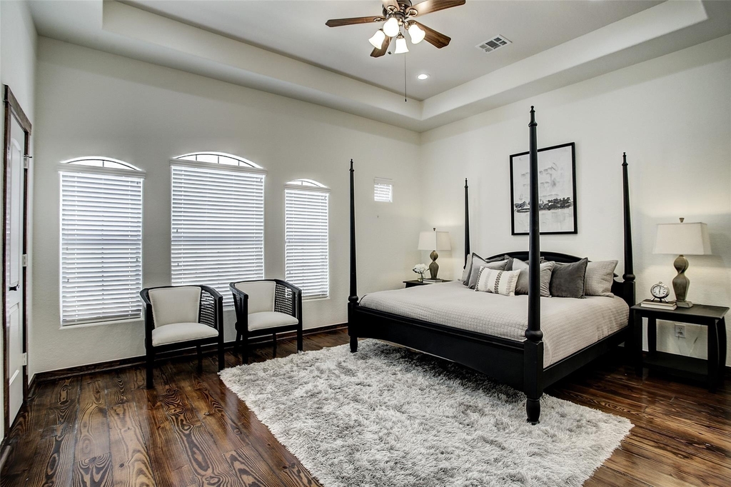 1426 W 21st Street - Photo 21