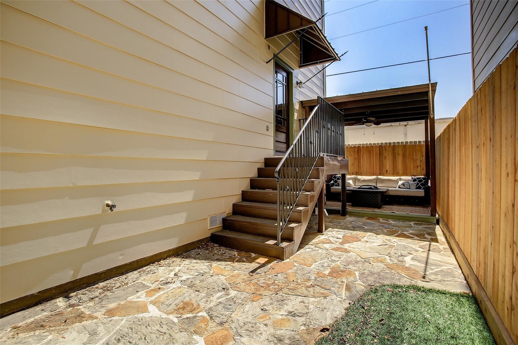 1426 W 21st Street - Photo 27