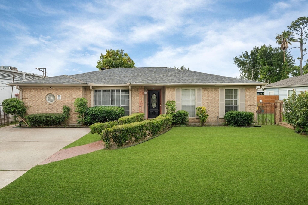 740 Post Street - Photo 1