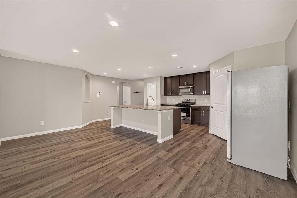 3302 Alberelli Drive - Photo 8