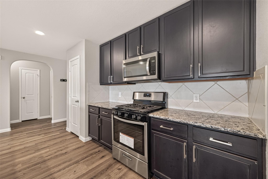 3302 Alberelli Drive - Photo 12