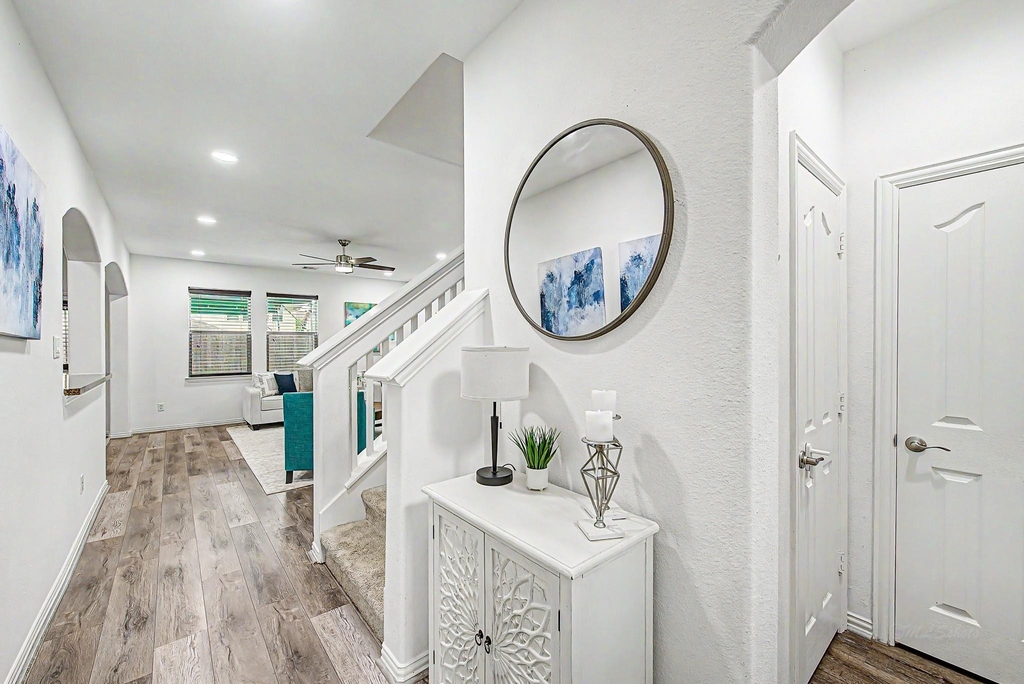 24423 Hikers Bend Drive - Photo 4