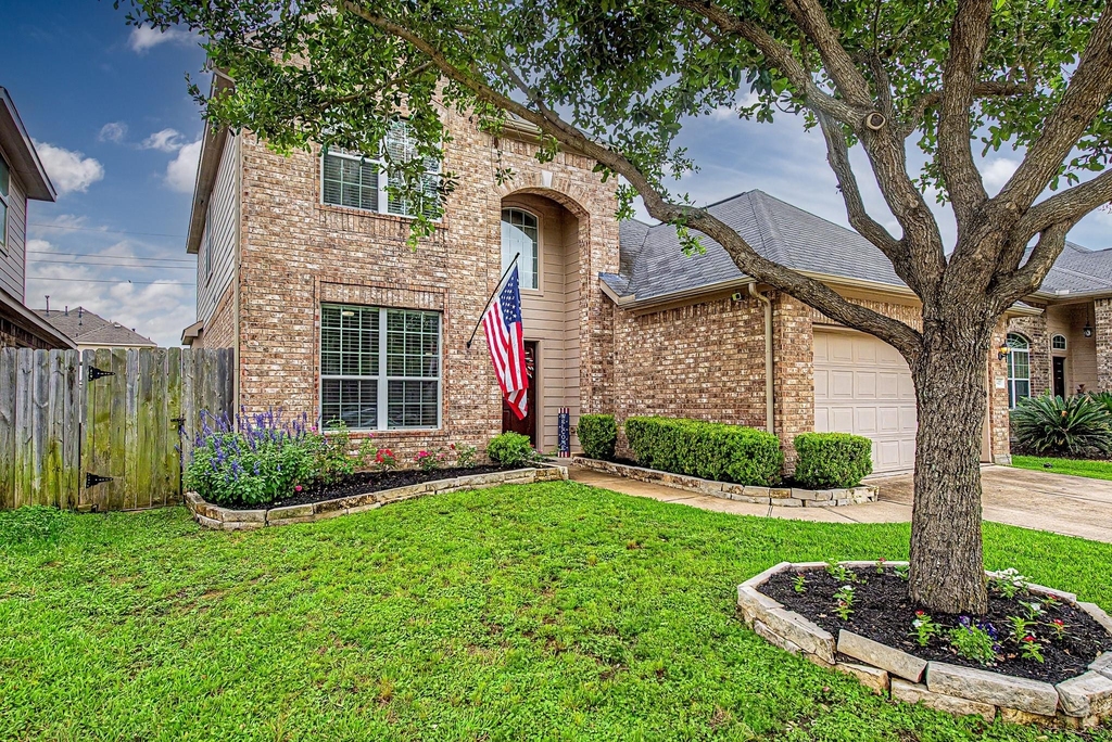 24423 Hikers Bend Drive - Photo 1