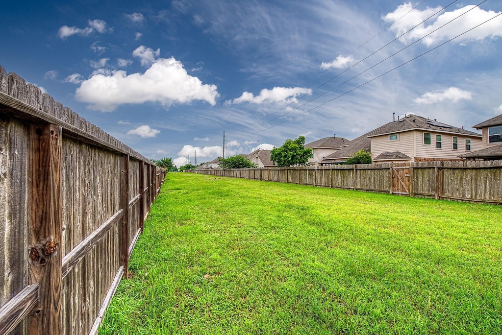 24423 Hikers Bend Drive - Photo 31