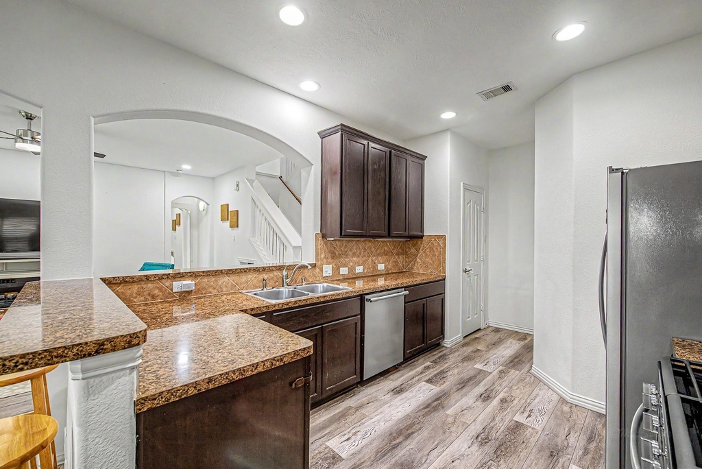 24423 Hikers Bend Drive - Photo 13