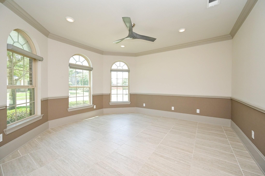 25235 Birchwood Springs Avenue - Photo 6