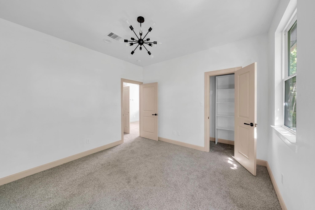 9551 Neuens Road - Photo 28