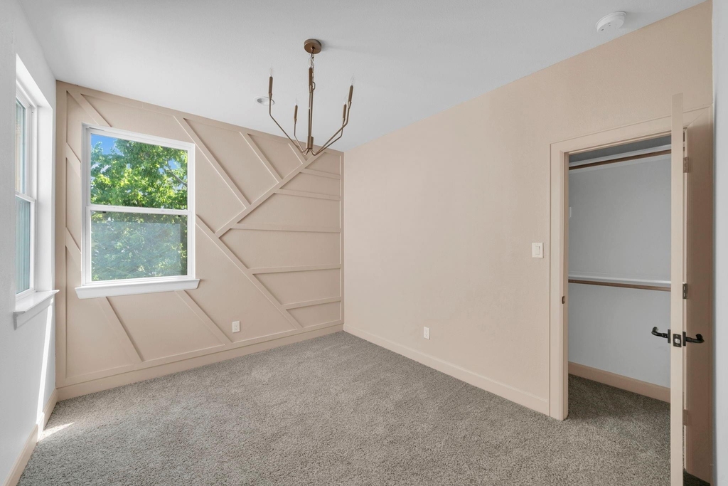 9551 Neuens Road - Photo 21