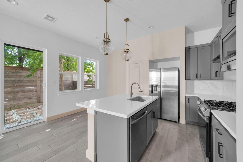 9551 Neuens Road - Photo 6
