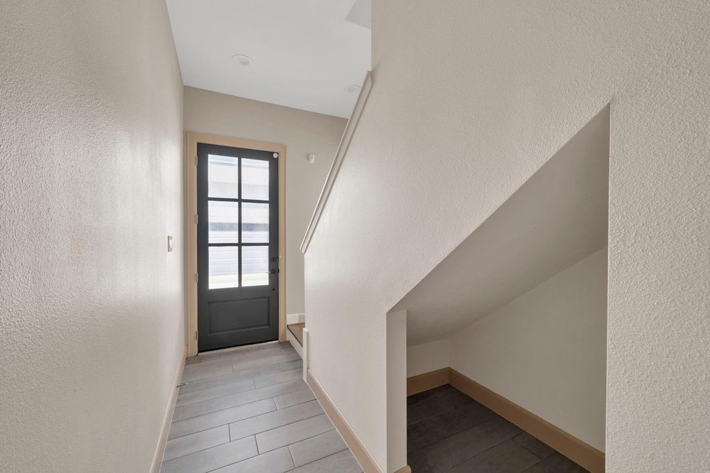 9551 Neuens Road - Photo 9