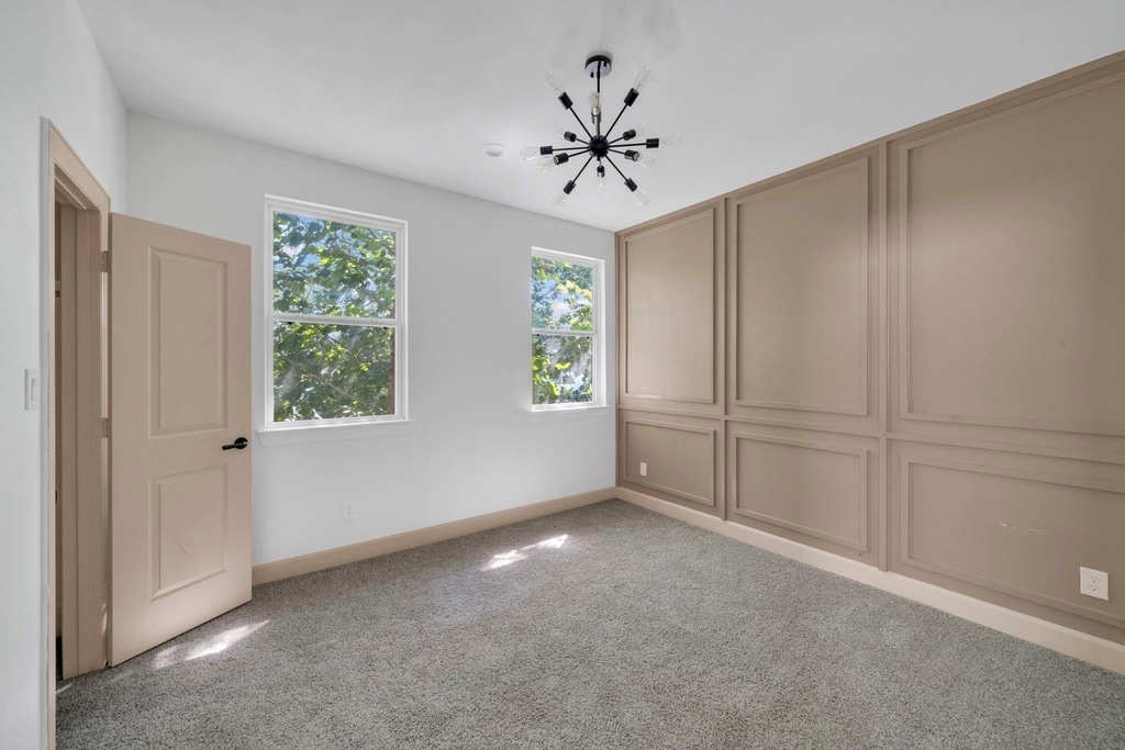 9551 Neuens Road - Photo 18
