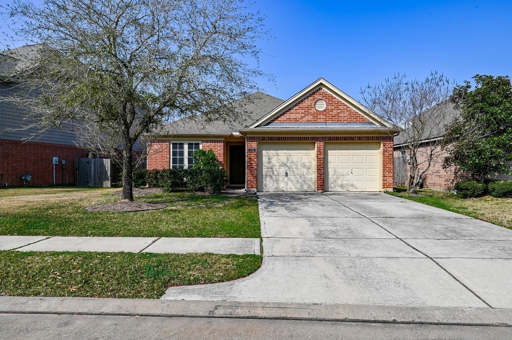 2106 Castle Gardens Lane - Photo 1