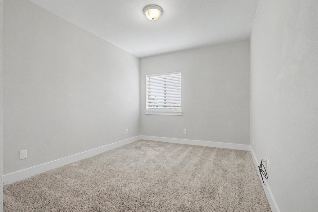 18143 Moonlit River Drive - Photo 17