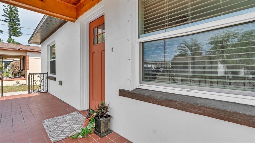 2906 W Nassau Street - Photo 2