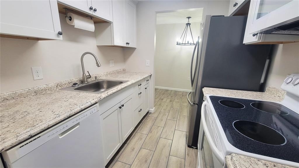 4913 Getner Street - Photo 8