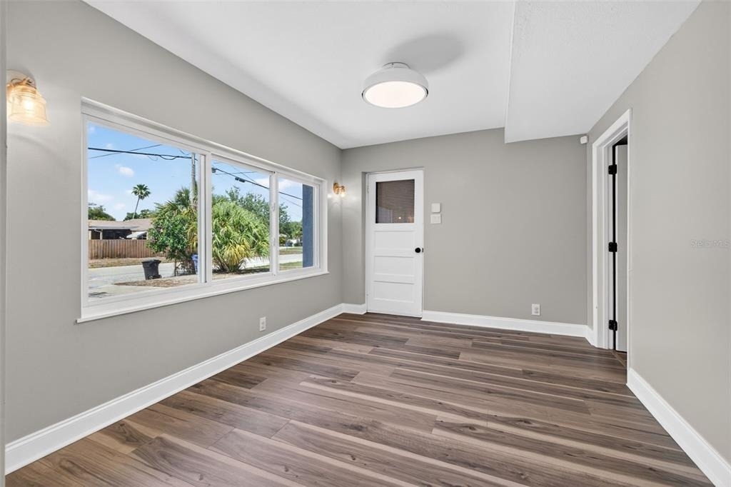 1674 34th Avenue N - Photo 14