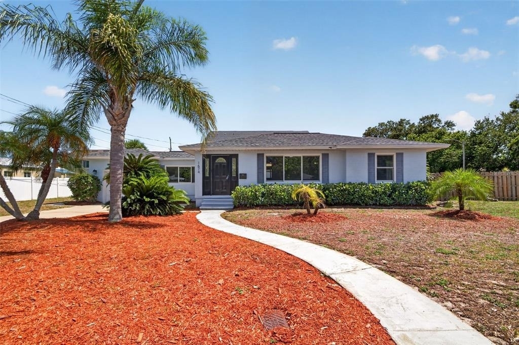 1674 34th Avenue N - Photo 0