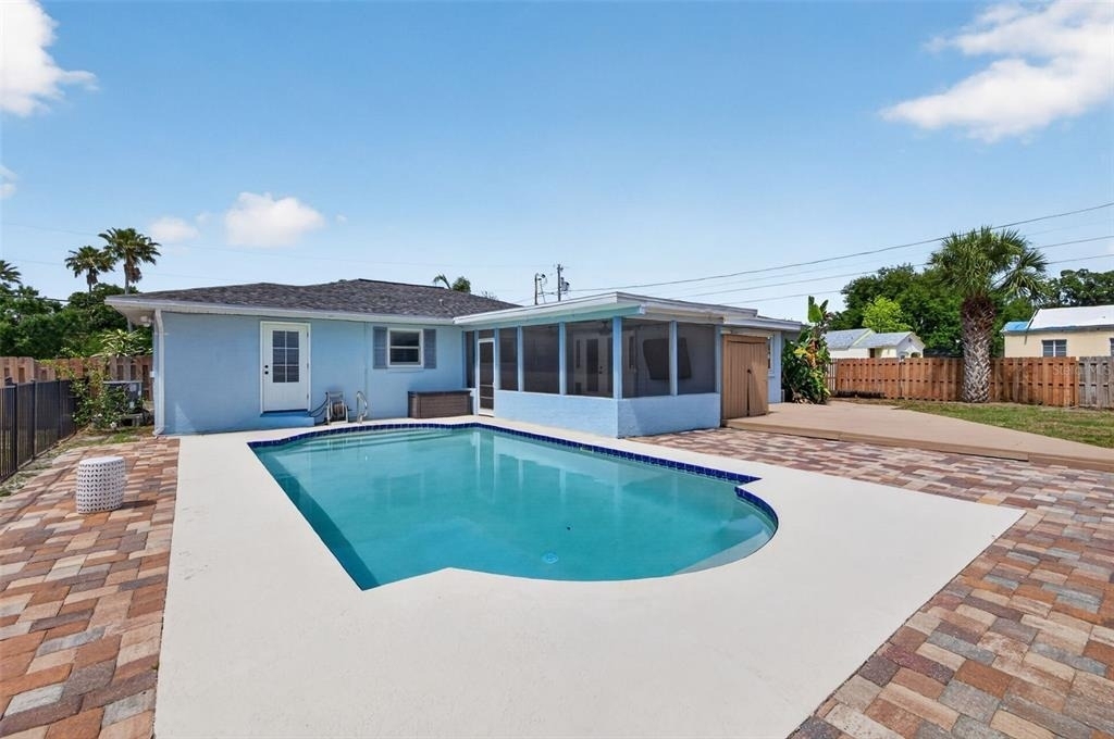 1674 34th Avenue N - Photo 26
