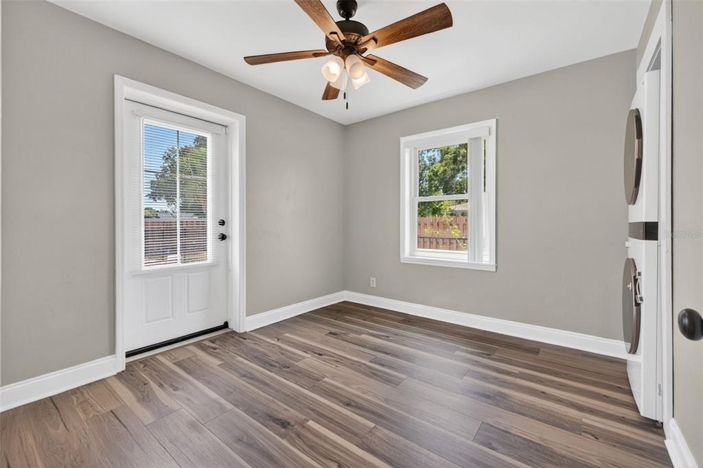 1674 34th Avenue N - Photo 23