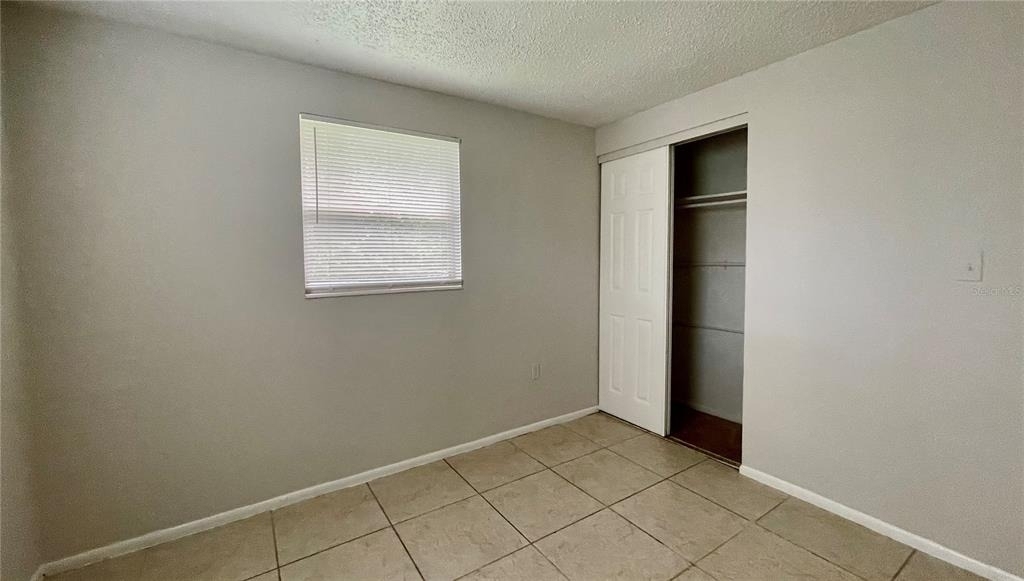 9803 N 11th Street - Photo 3