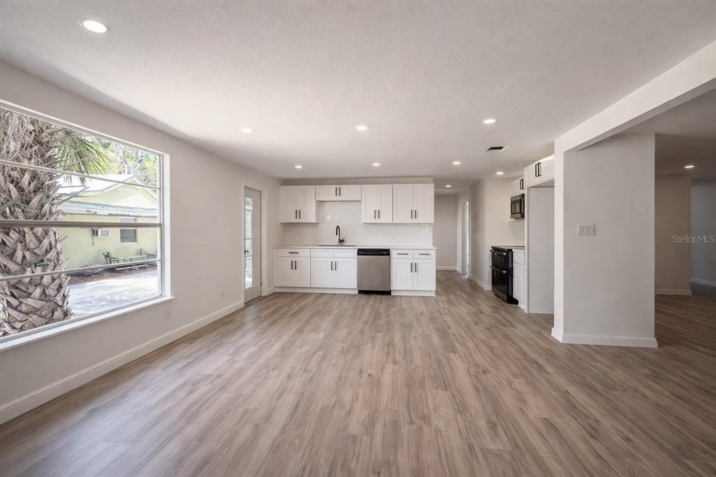 502 Nw Crystal Street - Photo 9