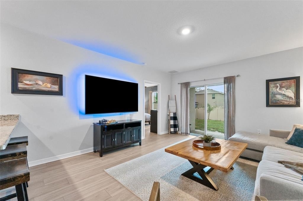 10918 Trailing Vine Drive - Photo 9