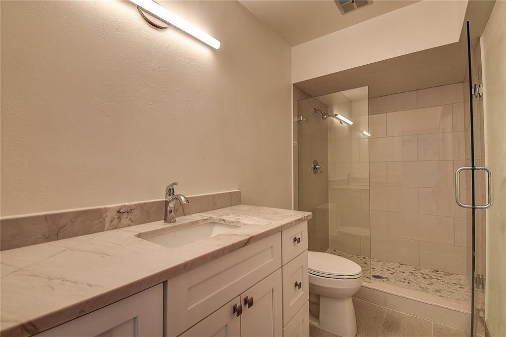 1247 Monticello Boulevard N - Photo 11