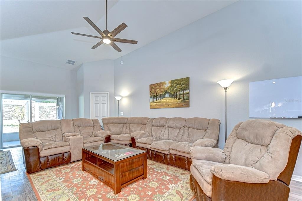 6731 Castle Green Place - Photo 8