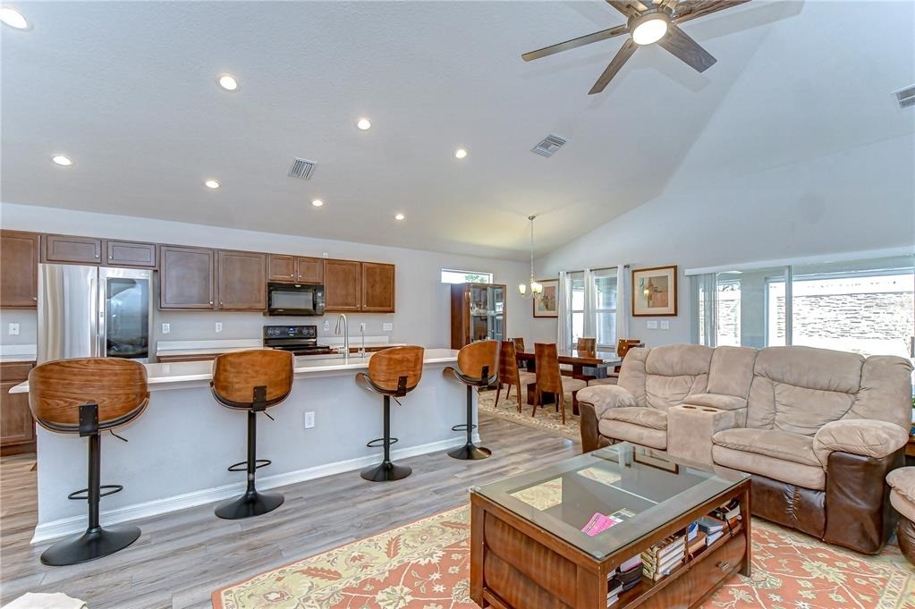 6731 Castle Green Place - Photo 7