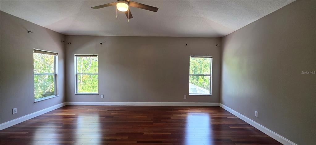 11609 Greensleeve Avenue - Photo 36