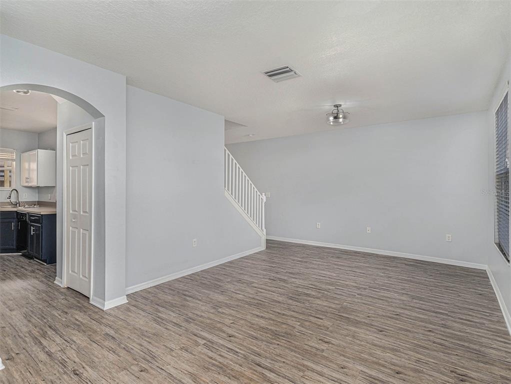 507 Broken Limb Place - Photo 3