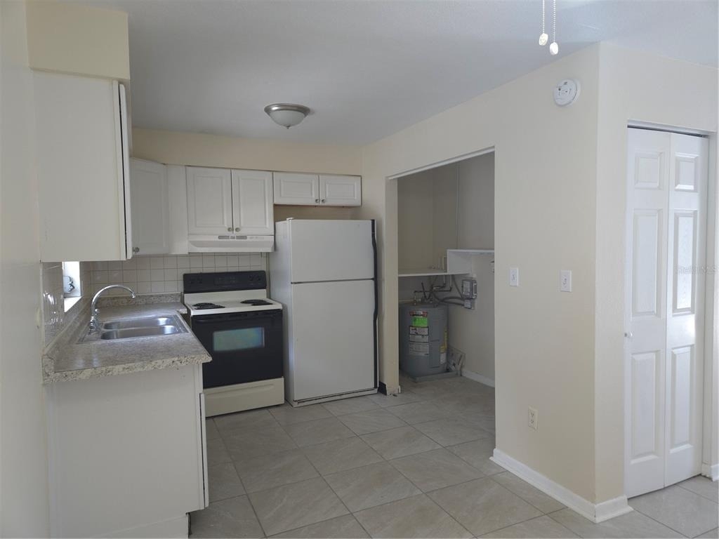 800 Highland Avenue N - Photo 5