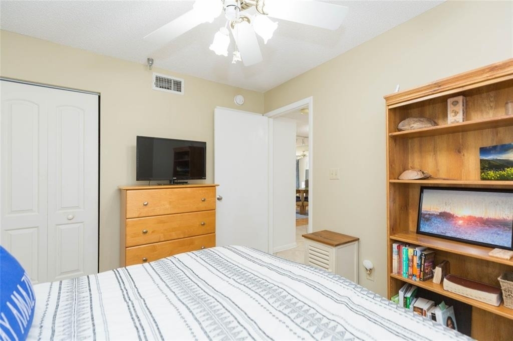 6080 Bahia Del Mar Circle - Photo 16
