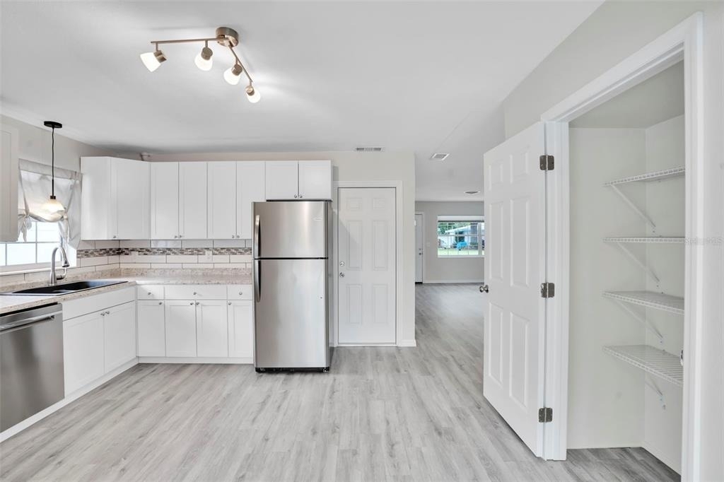 4550 16th Avenue N - Photo 14